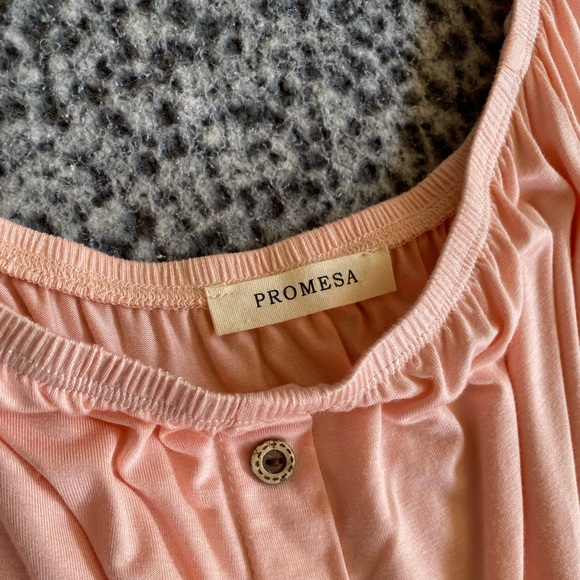 Off the shoulder, pink shirt - Picture 2 of 3